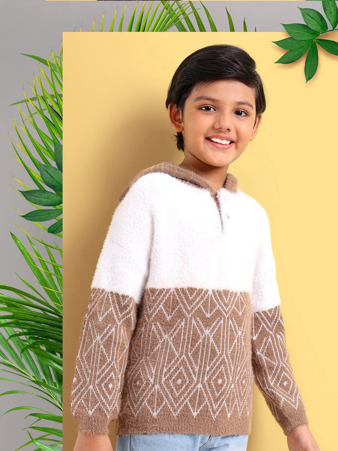 

ARIAS By LARA DUTTA Boys Hooded Pullover Sweater, White