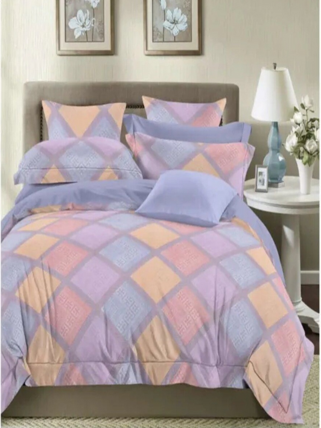 

Bedbathandbliss White Floral 300 TC King Bedsheet with 2 Pillow Covers