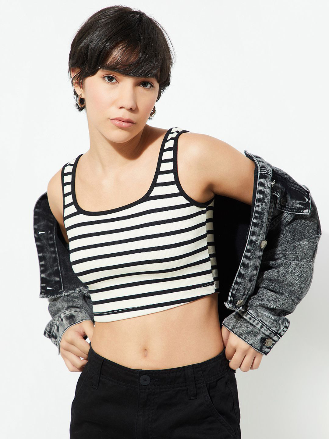 

Max Urb_N Women Striped Crop Tank Top, White