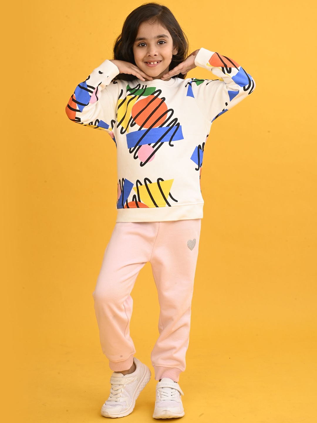 

Anthrilo Girls Printed Sweatshirt With Joggers, White