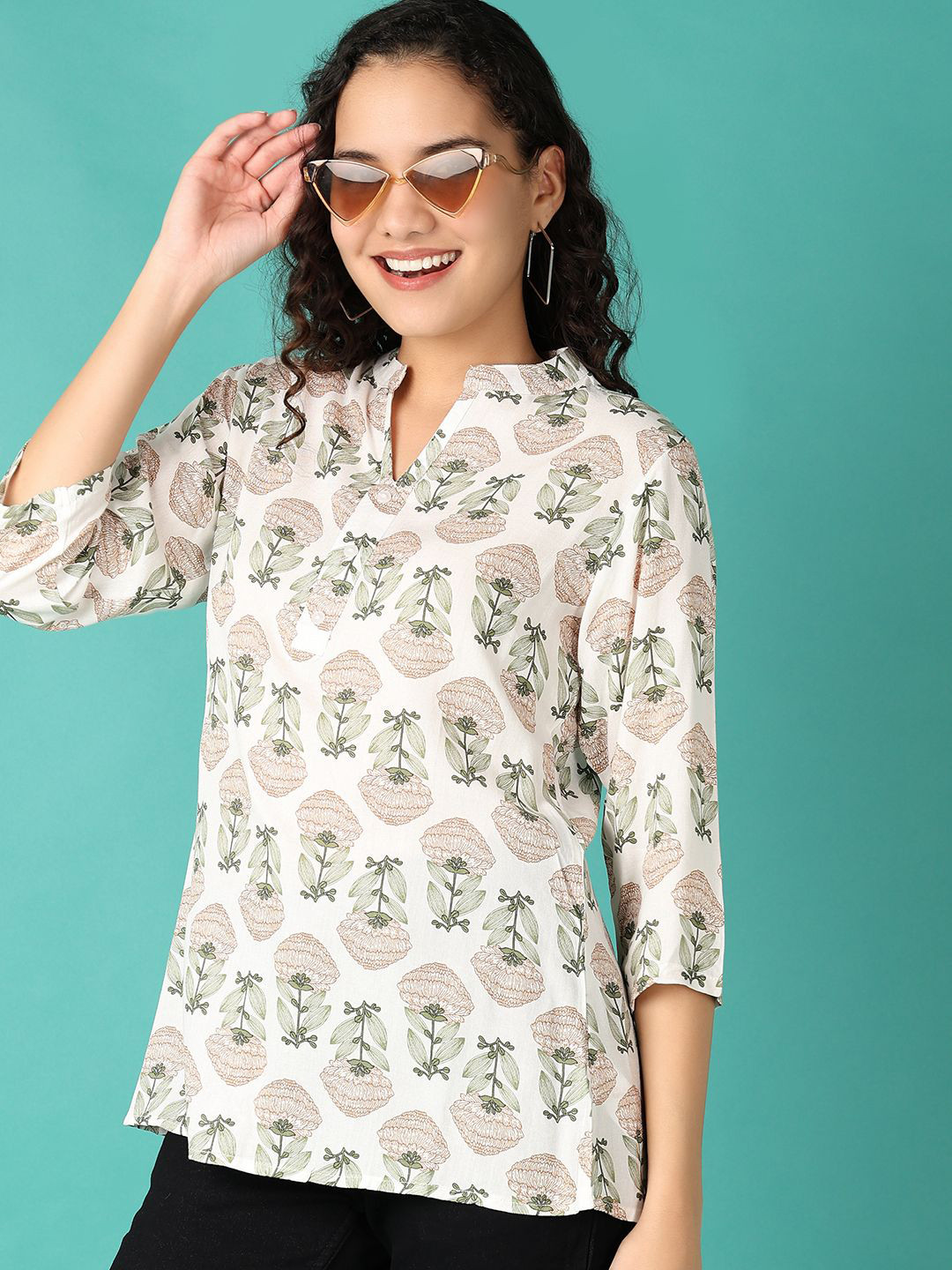 

V-Mart Women Printed long Top, White