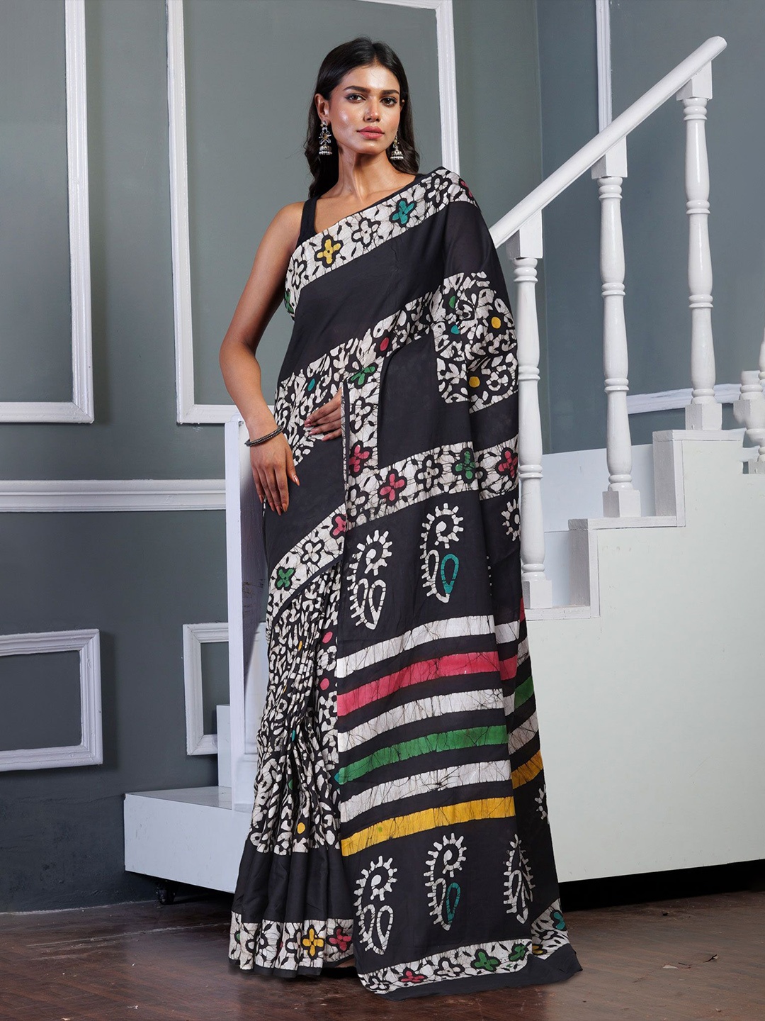 

Unnati Silks Paisley Pure Cotton Handloom Block Print Saree, Black