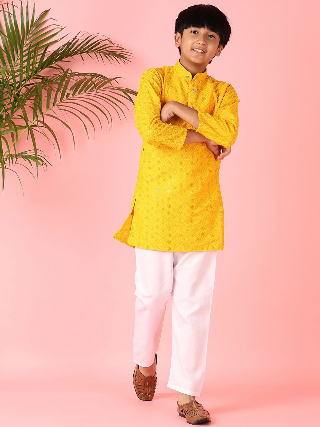 

V-Mart Boys Geometric Embroidered Regular Sequinned Pure Cotton Kurta With Trouser, Yellow