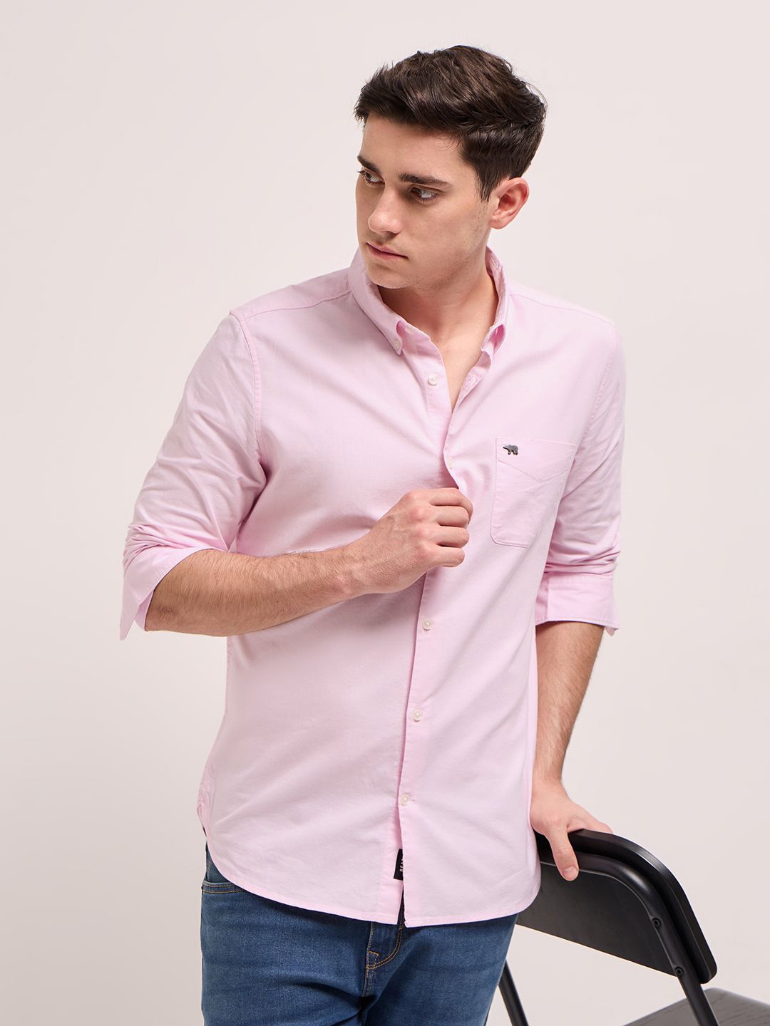 

THE BEAR HOUSE Men Button-Down Collar Solid Cotton Slim Fit Casual Shirt, Pink