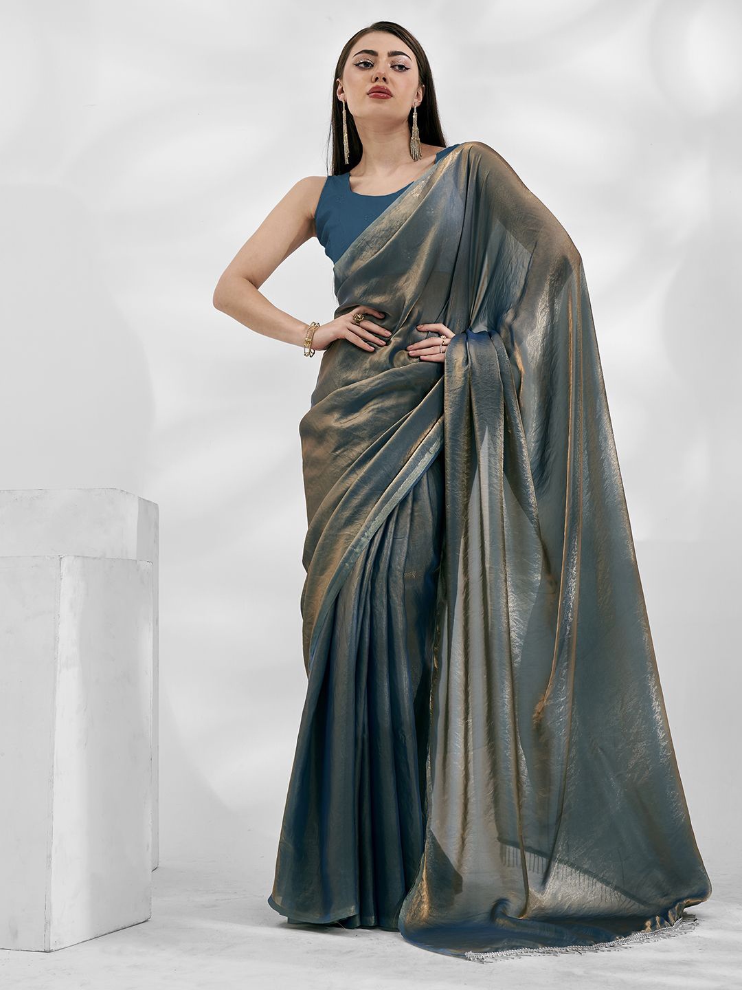 

Mitera Embellished Organza Ready to Wear Saree, Teal