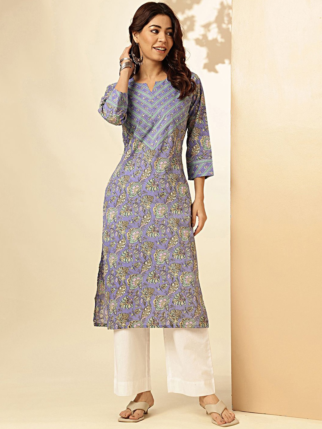 

Vbuyz Floral Printed Round Neck Three Quarter Sleeves Cotton Straight Kurta, Purple