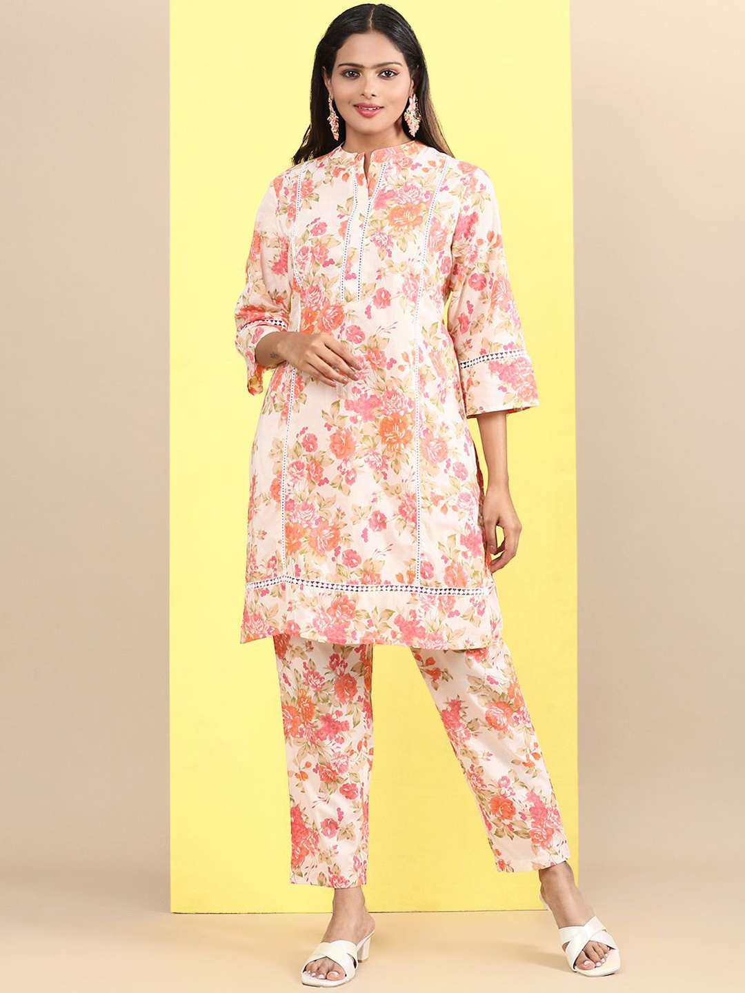 

Styli Floral Printed Mandarin Collar Pure Cotton Straight Kurta With Trousers, White