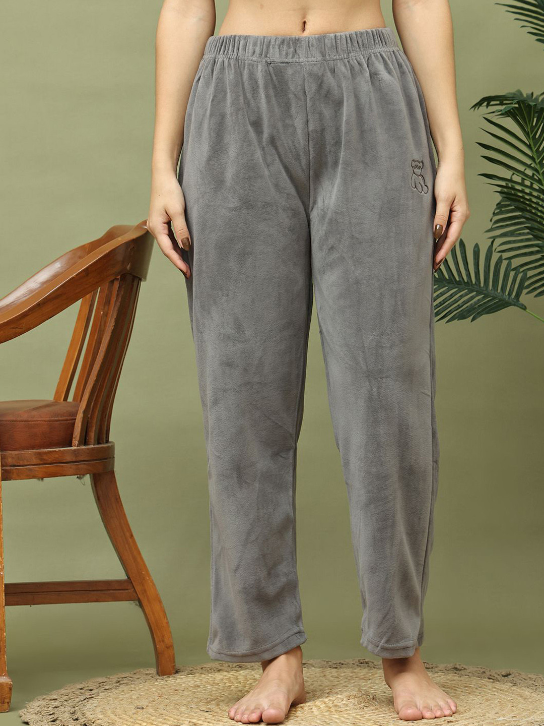 

TAG 7 Women Solid Straight Leg Lounge Pants, Grey