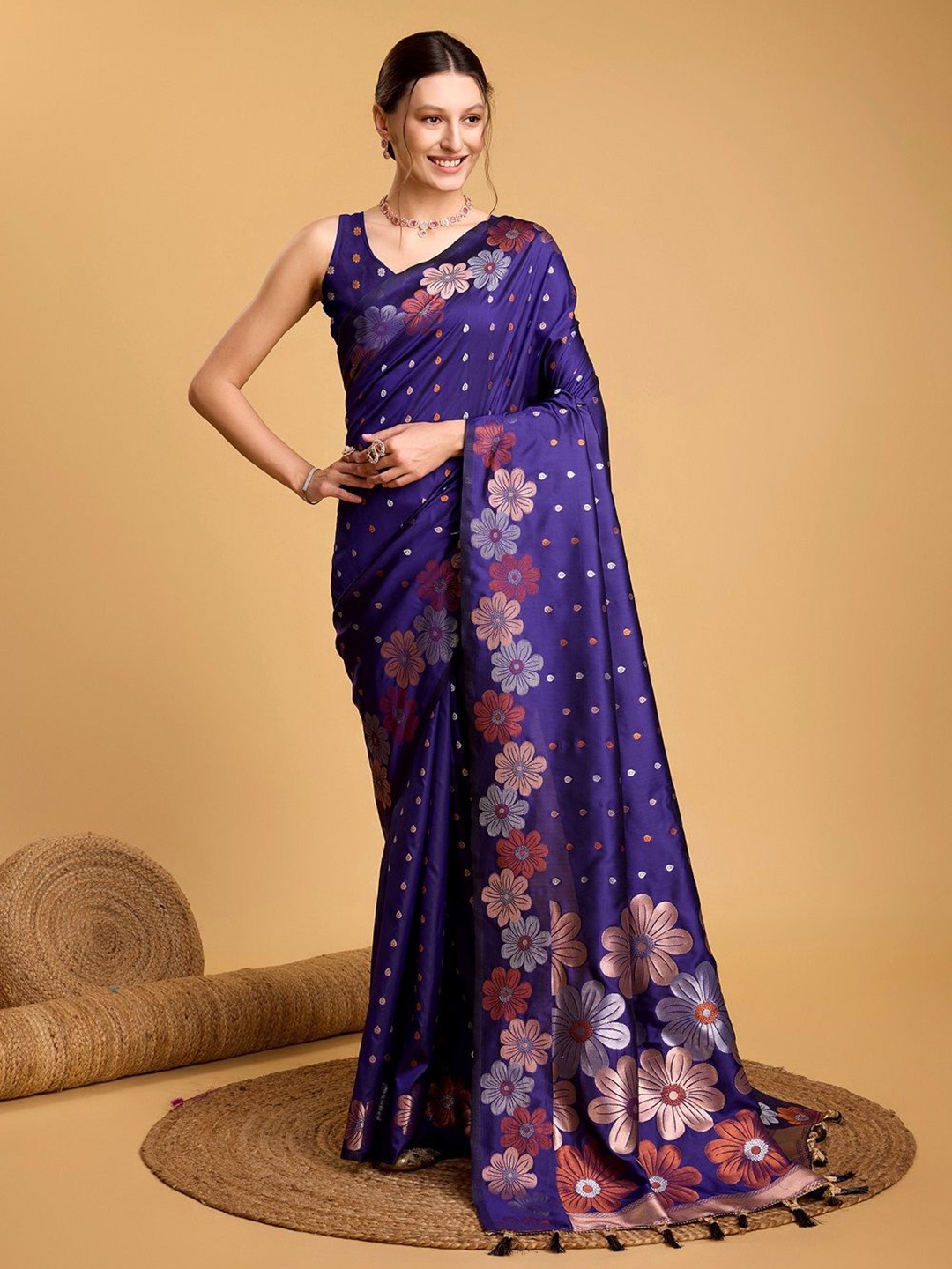 

Suha Floral Woven Design Pure Silk Banarasi Saree, Violet