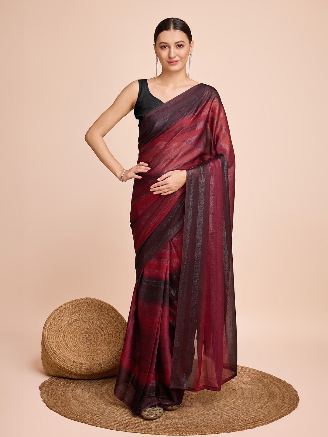 

Suha Women Striped Festive Saree with solid border, Maroon