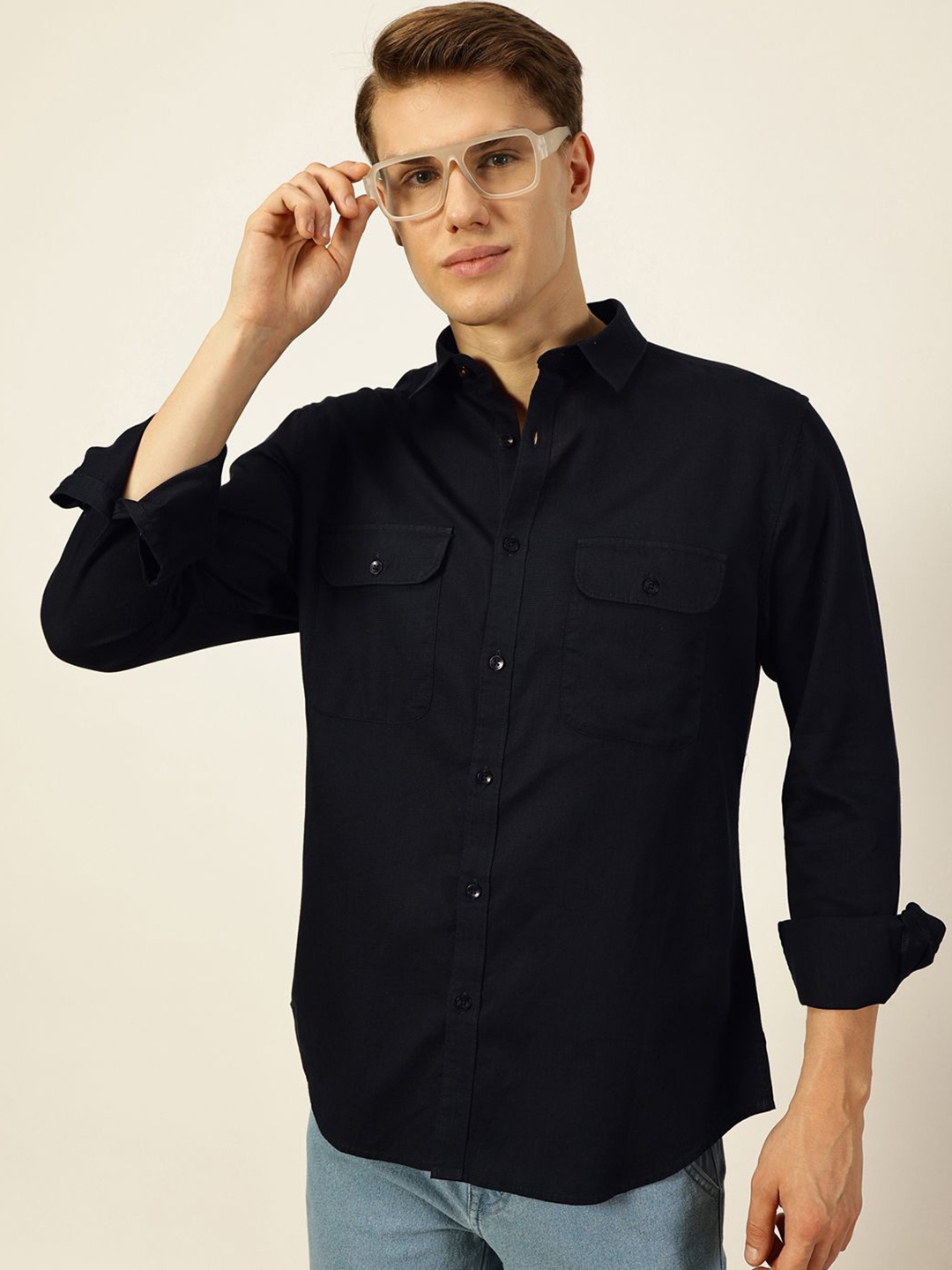 

INVICTUS Men Original Spread Collar Solid Cotton Slim Fit Casual Shirt, Navy blue