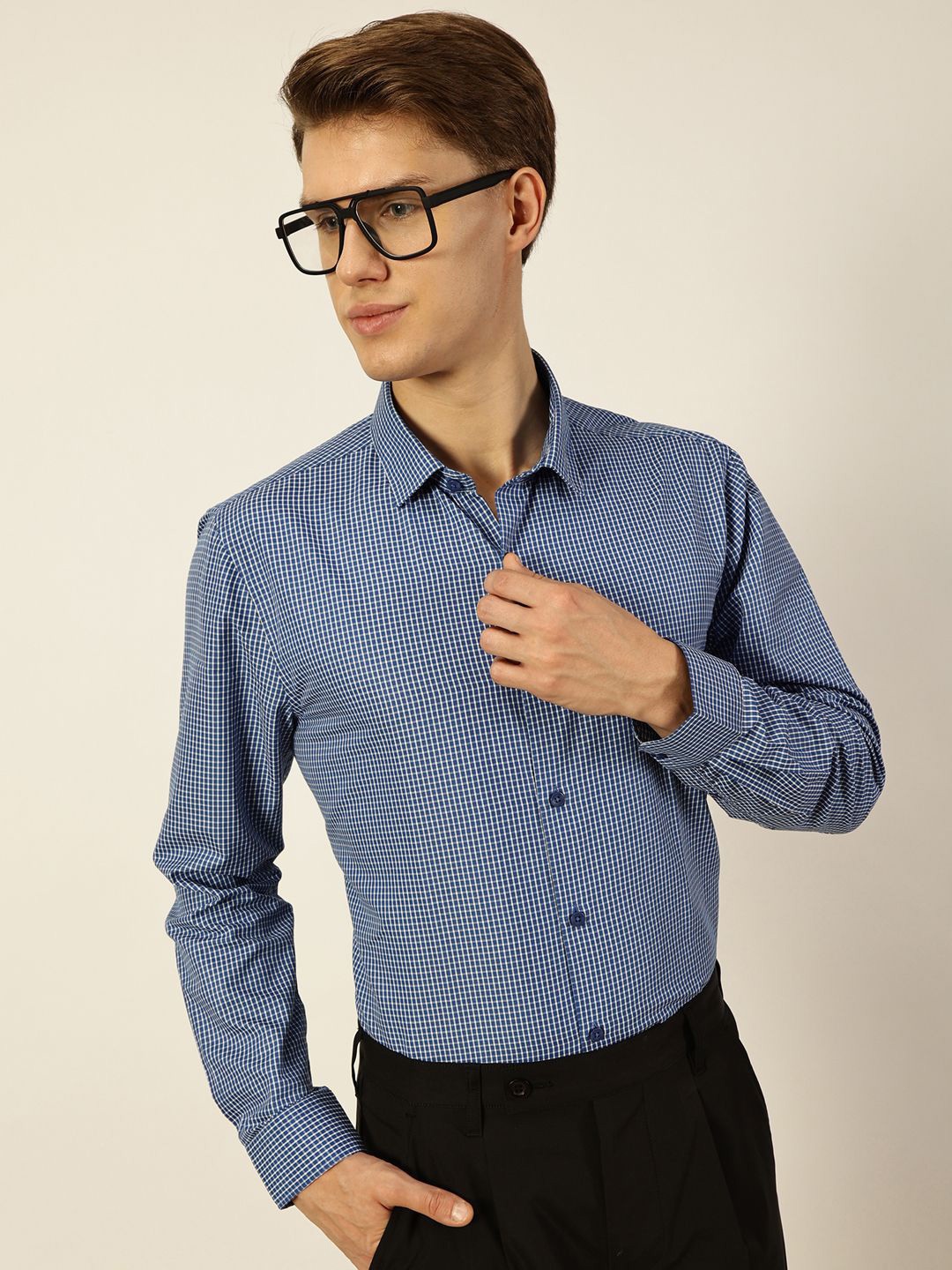 

INVICTUS Men Original Spread Collar Micro Checked Cotton Slim Fit Formal Shirt, Blue