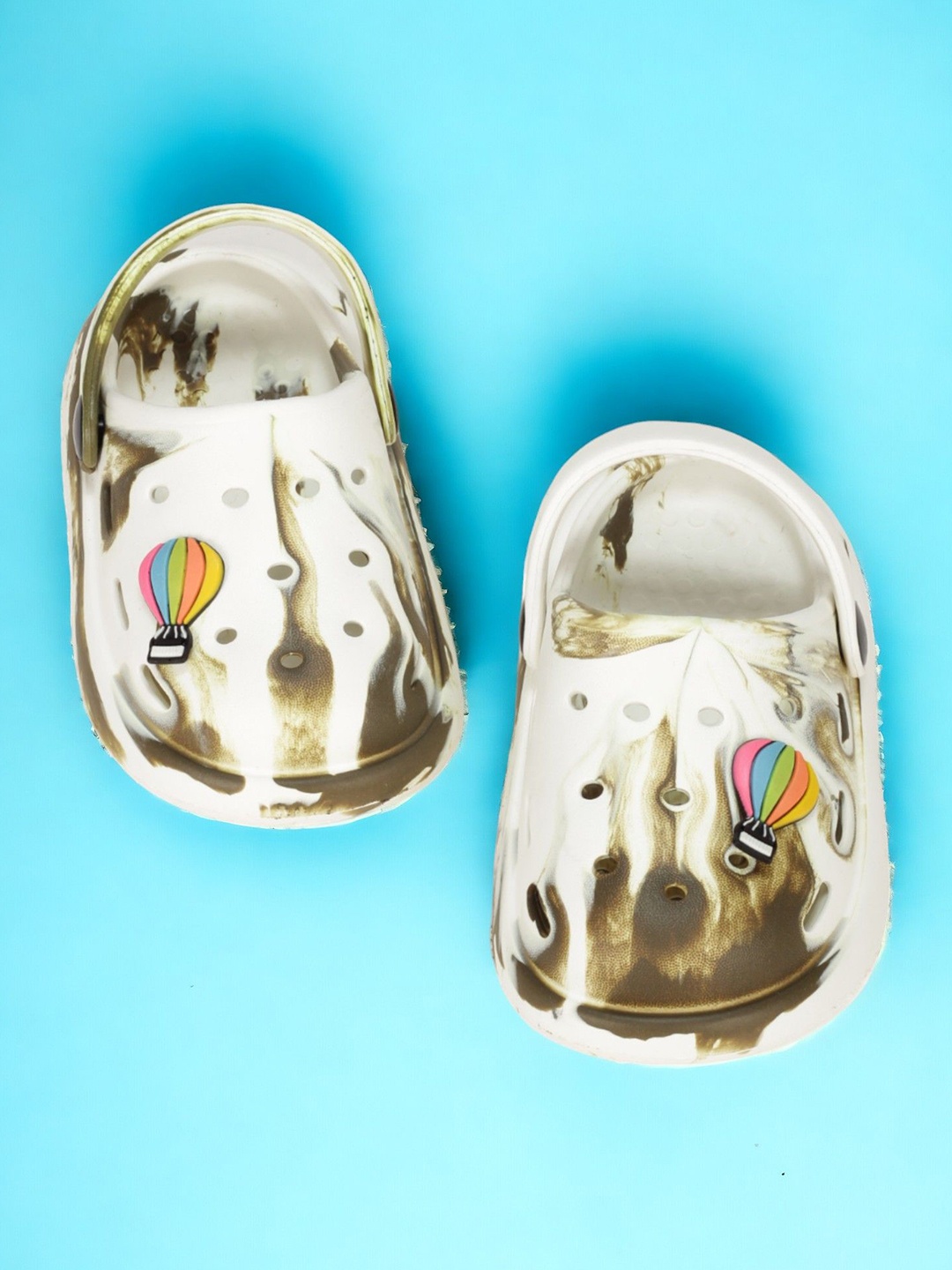 

Lil Lollipop Kids Marble Look Anti-Slip Clogs, White