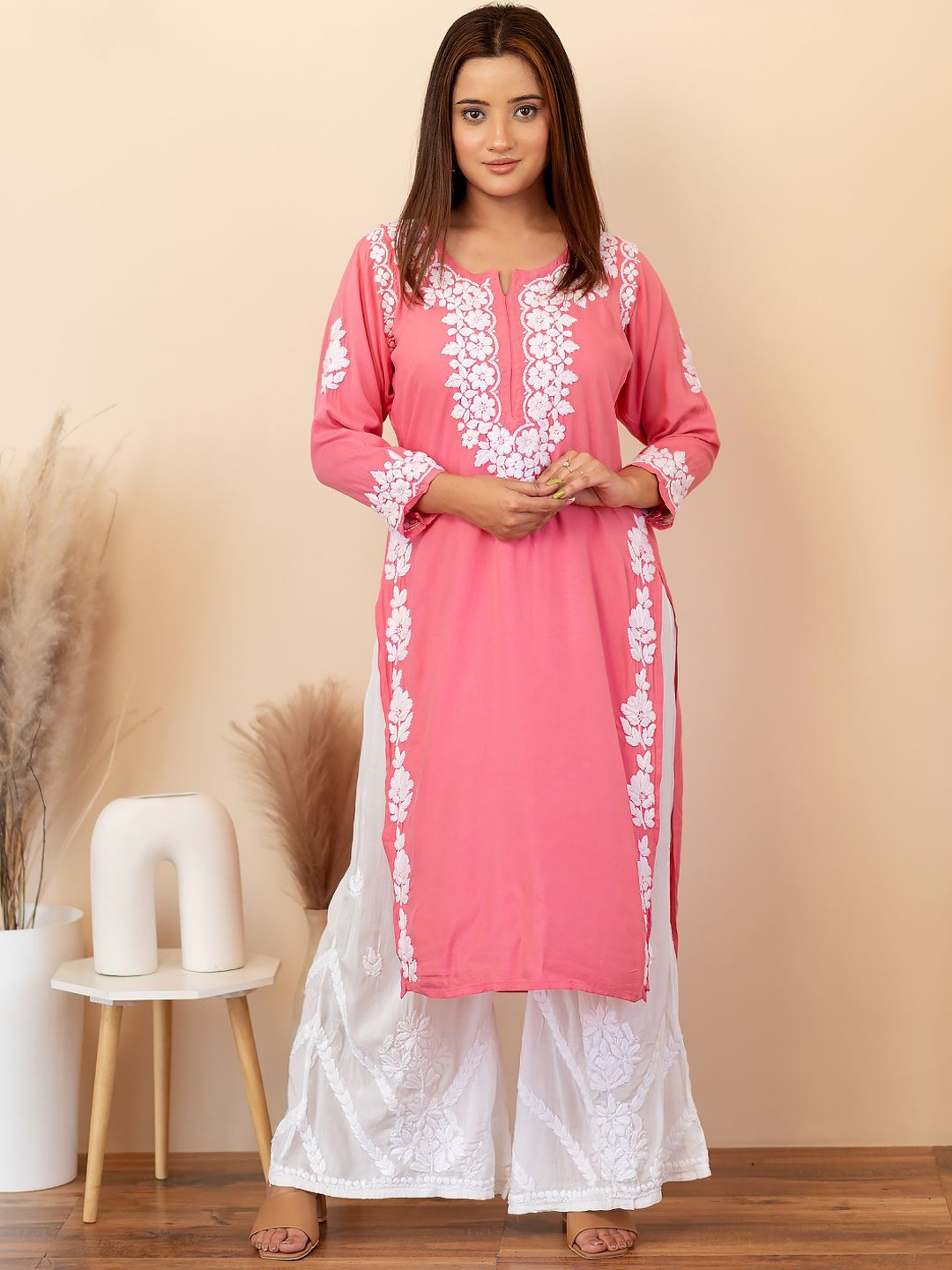 

The Chikan Label Aisha Floral Embroidered Round Neck Chikankari Cotton Straight Kurta, Peach