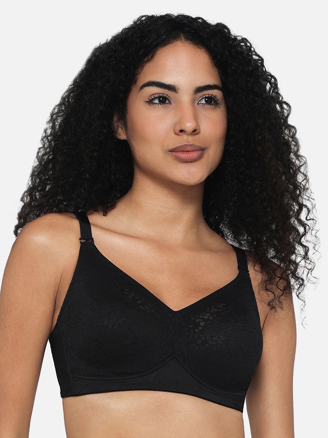 

Wacoal Curvy Confidence Self Design Cut and Sew Minimizer Full Coverage Bra, Black