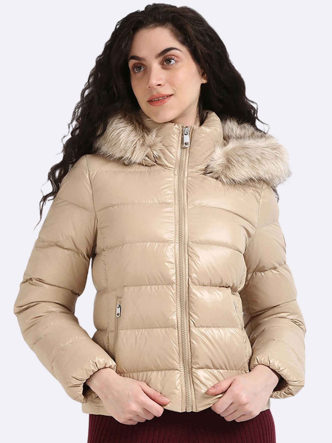 

Tommy Hilfiger Women Mock Collar Solid Casual Quilted Jacket, Beige