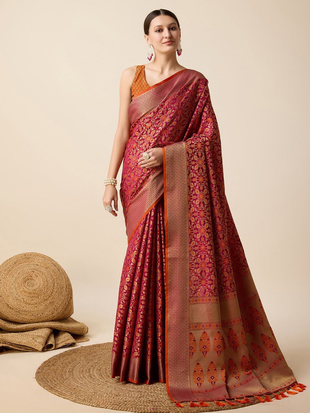 

Suha Ethnic Motifs Zari Pure Silk Patola Saree, Pink