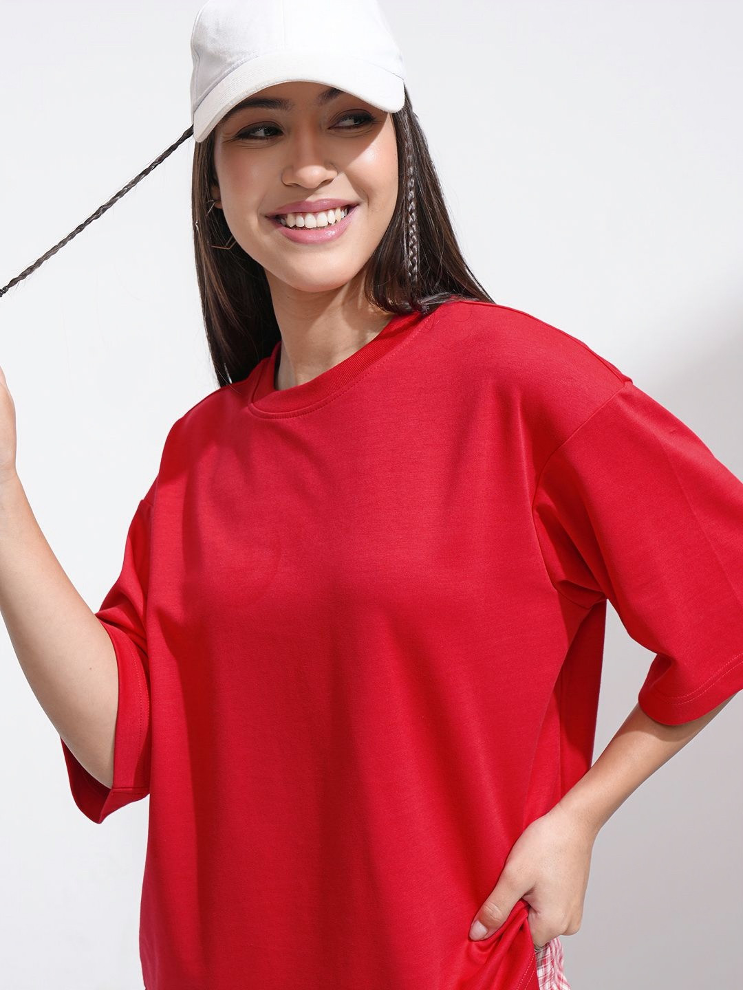 

Street By Tokyo Talkies Women Solid Round Neck Cotton Relaxed Fit T-shirt, Red
