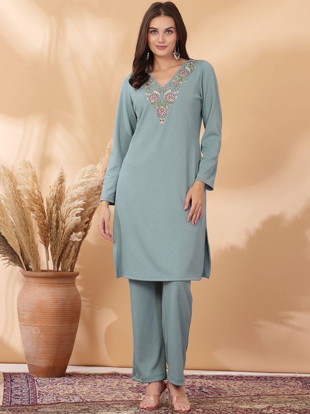 

Nayam By Lakshita Women Floral Yoke Design Straight Thread Work Kurta with Palazzos, Sea green