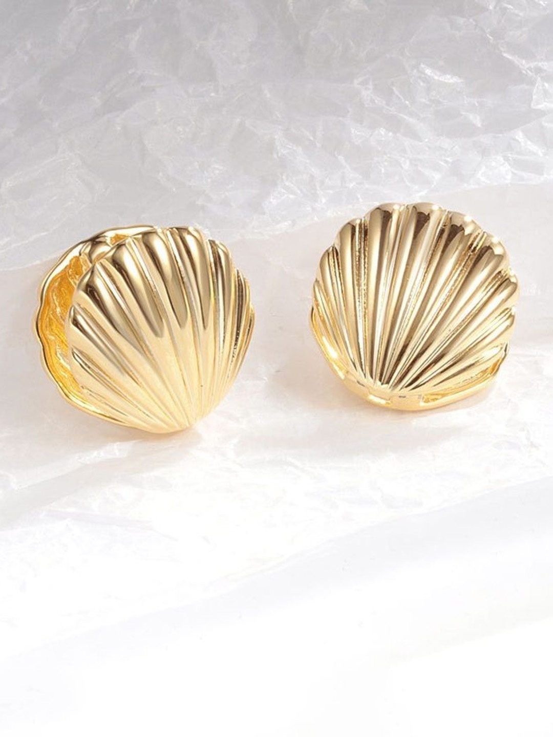 

MYKI Stainless Steel Gold-Plated Contemporary Studs