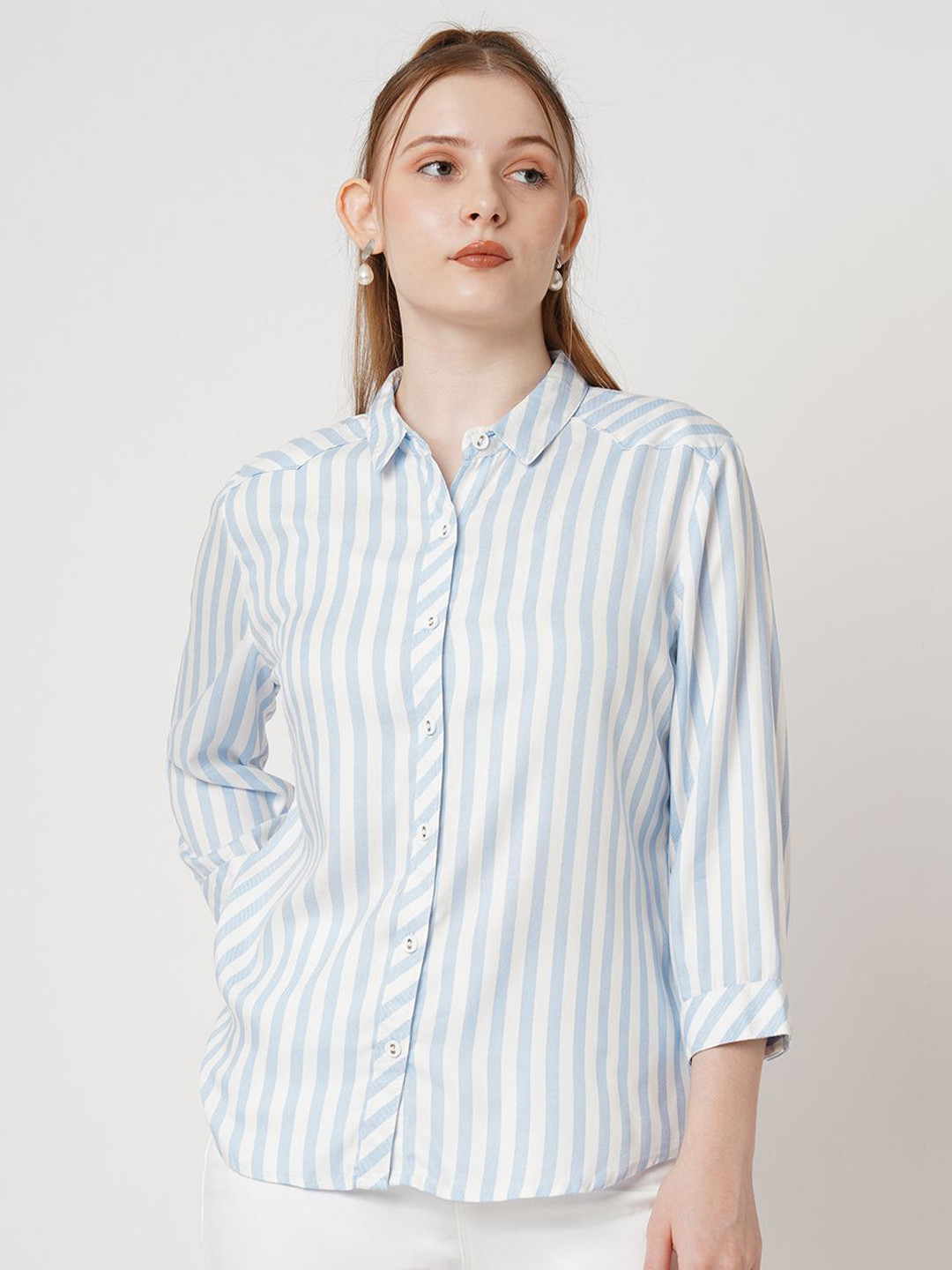 

Kraus Jeans Women Spread Collar Vertical Striped Slim Fit Casual Shirt, White