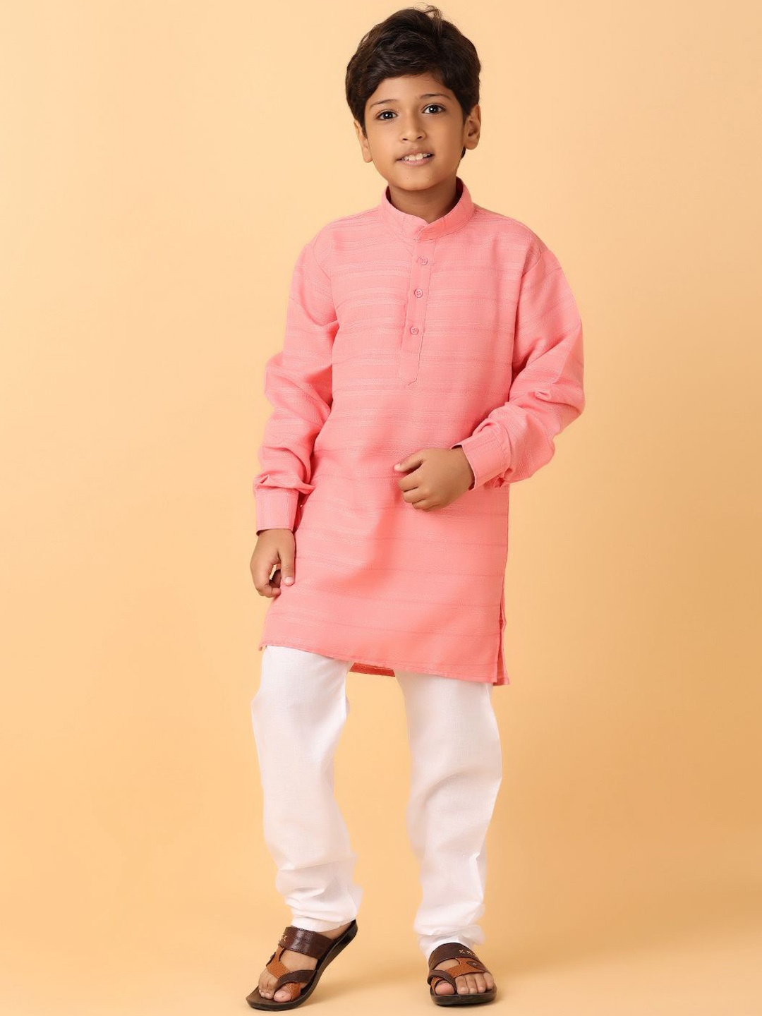 

V-Mart Boys Striped Pure Cotton Straight Kurta with Pyjamas, Peach