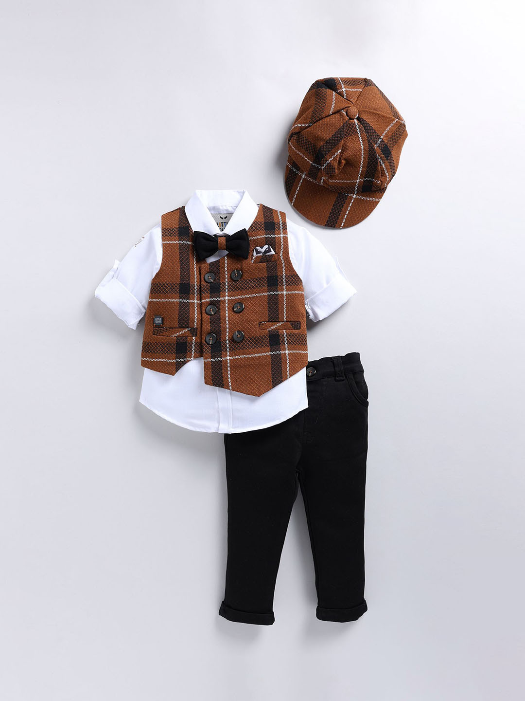 

LITTLE COLLARS Boys Embroidered Regular Kurta with Pyjamas, Brown