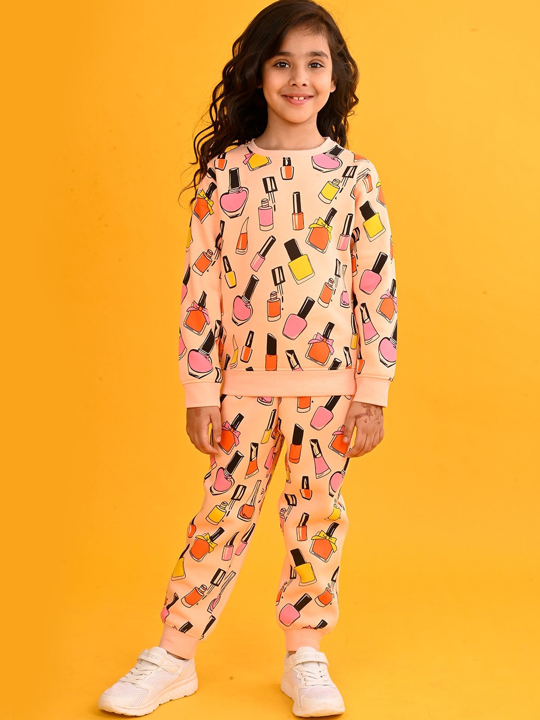 

Anthrilo Girls Printed Fleece Sweatshirt With Joggers, Peach