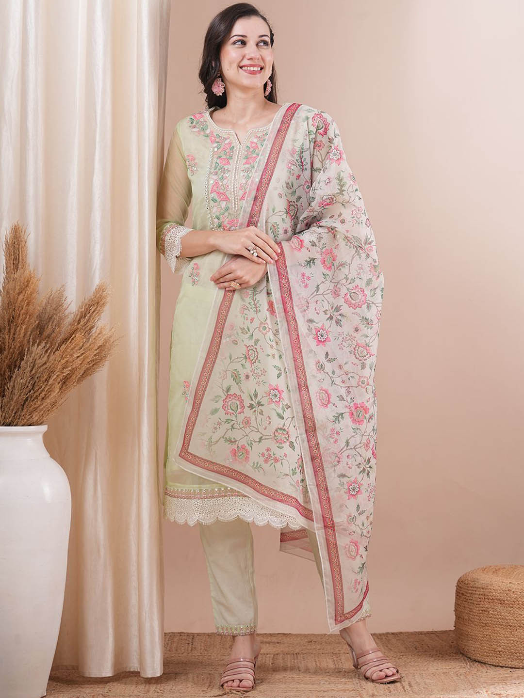 

FASHOR Green Floral Embroidered Round Neck Regular Organza Kurta With Trouser With Dupatta