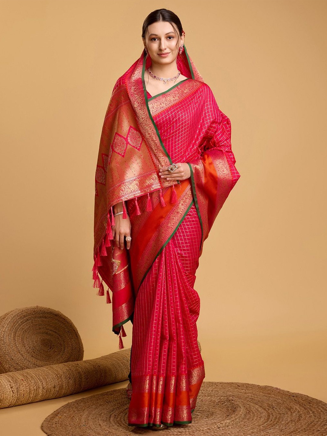 

Suha Woven Design Zari Pure Silk Banarasi Saree, Pink