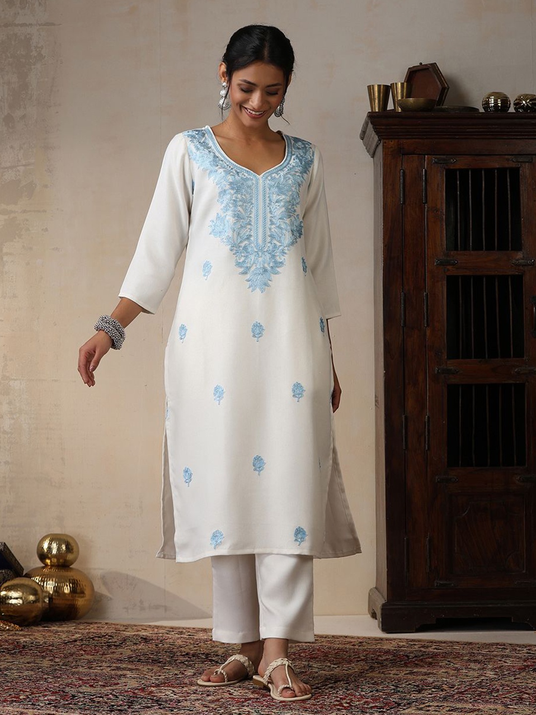 

House of Chikankari HOC Crafts Aari Woven Kurta Set, White