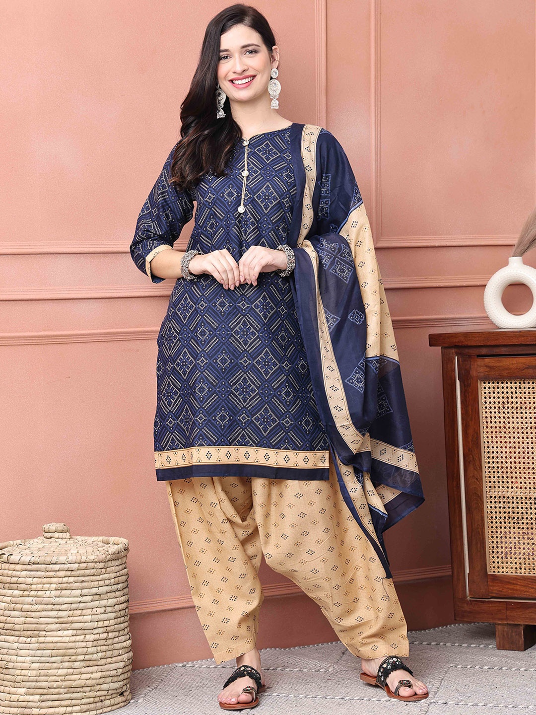 

KALINI Floral Printed Straight Kurta With Salwar & Dupatta, Navy blue