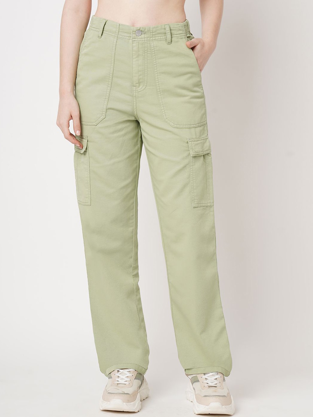 

Kraus Jeans Women Loose Fit High-Rise Cargos Trousers, Green