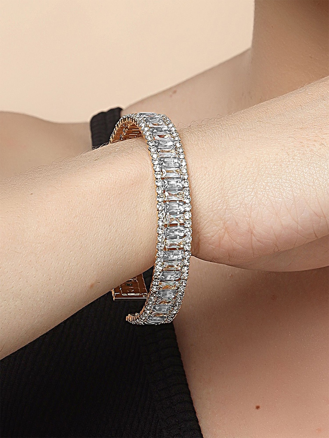 

Bohey by KARATCART Gold-Plated Cubic Zirconia Studded Cuff Bracelet