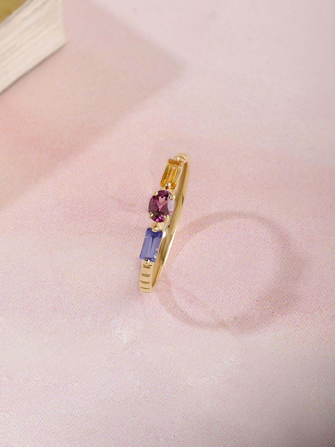 

Mia by Tanishq Women 18KT Gold Finger Ring
