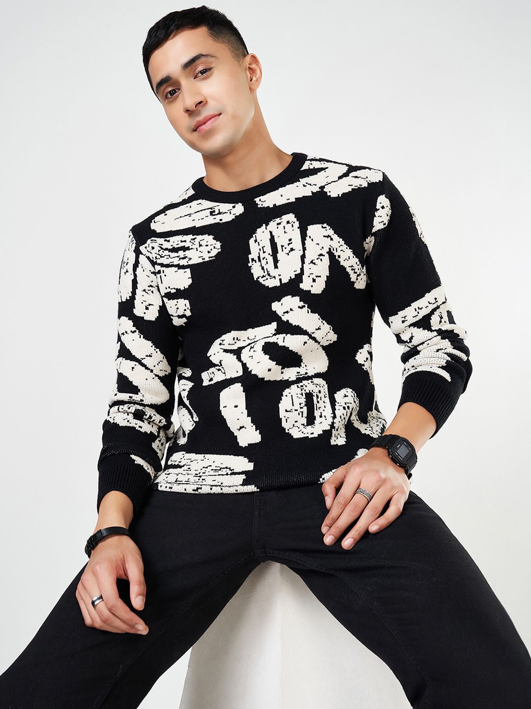 

People Men Cotton Typography Printed Pullover, Black