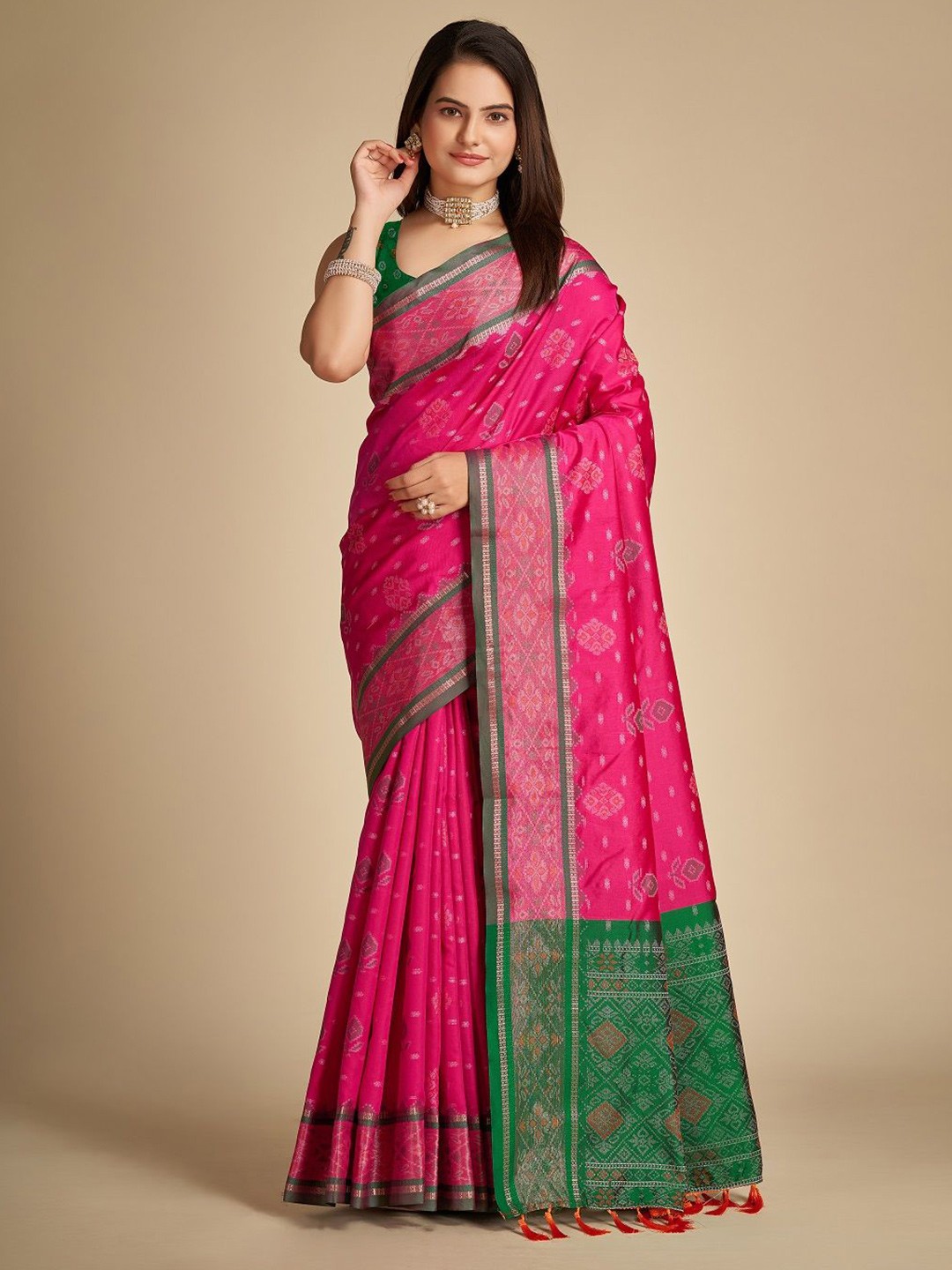 

Suha Abstract Printed Pure Silk Patola Saree, Pink