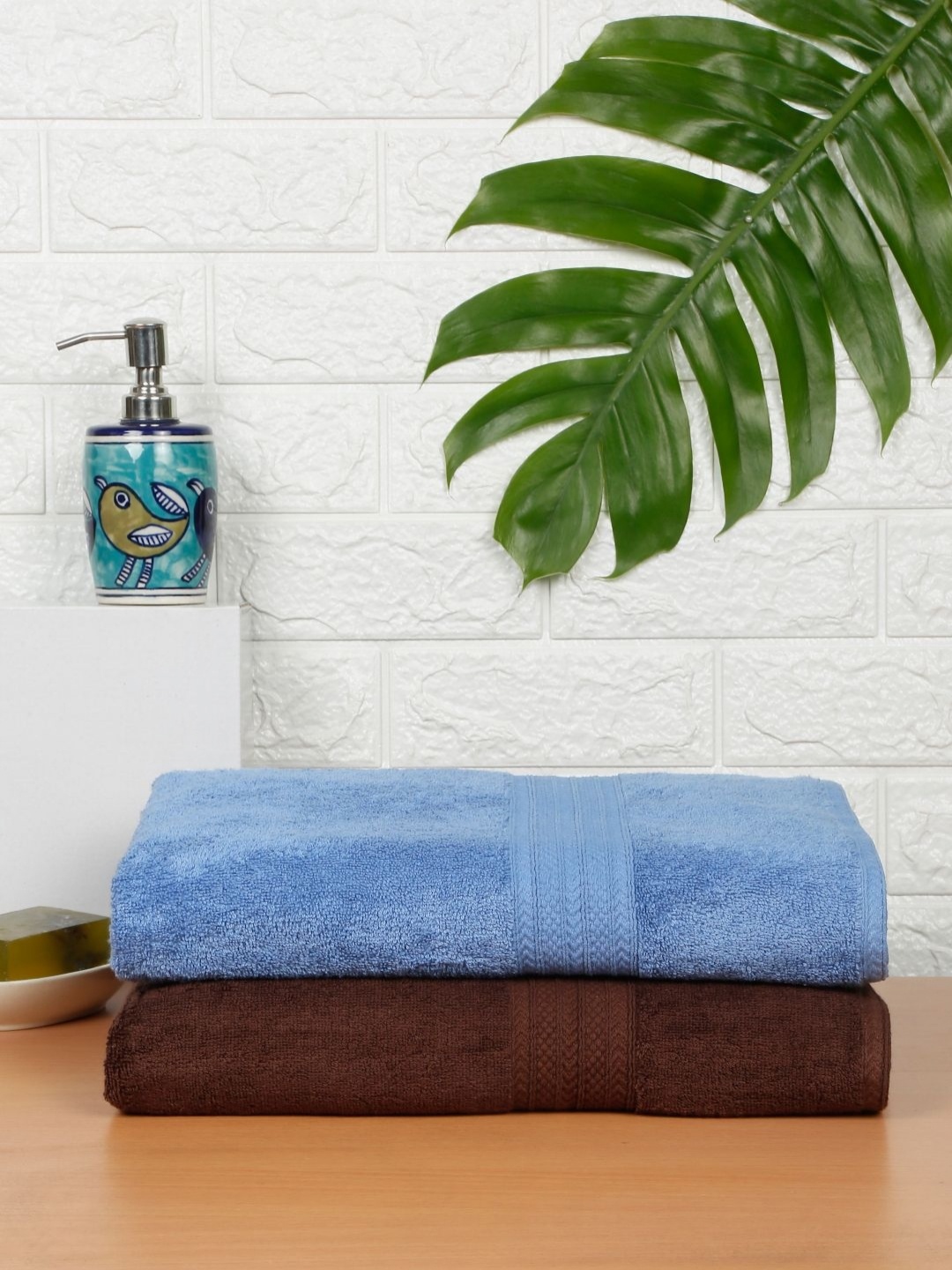 

Creeva Brown & Blue 2 Pieces Cotton 550 GSM Bath Towels
