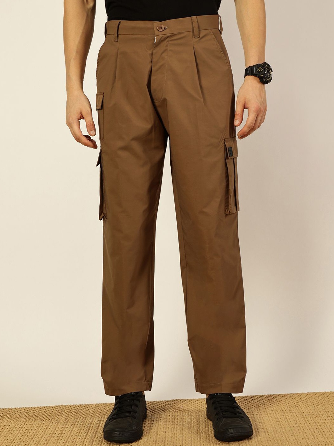 

Thomas Scott Men Smart Loose Fit Easy Wash Pleated Cargo Trousers, Khaki