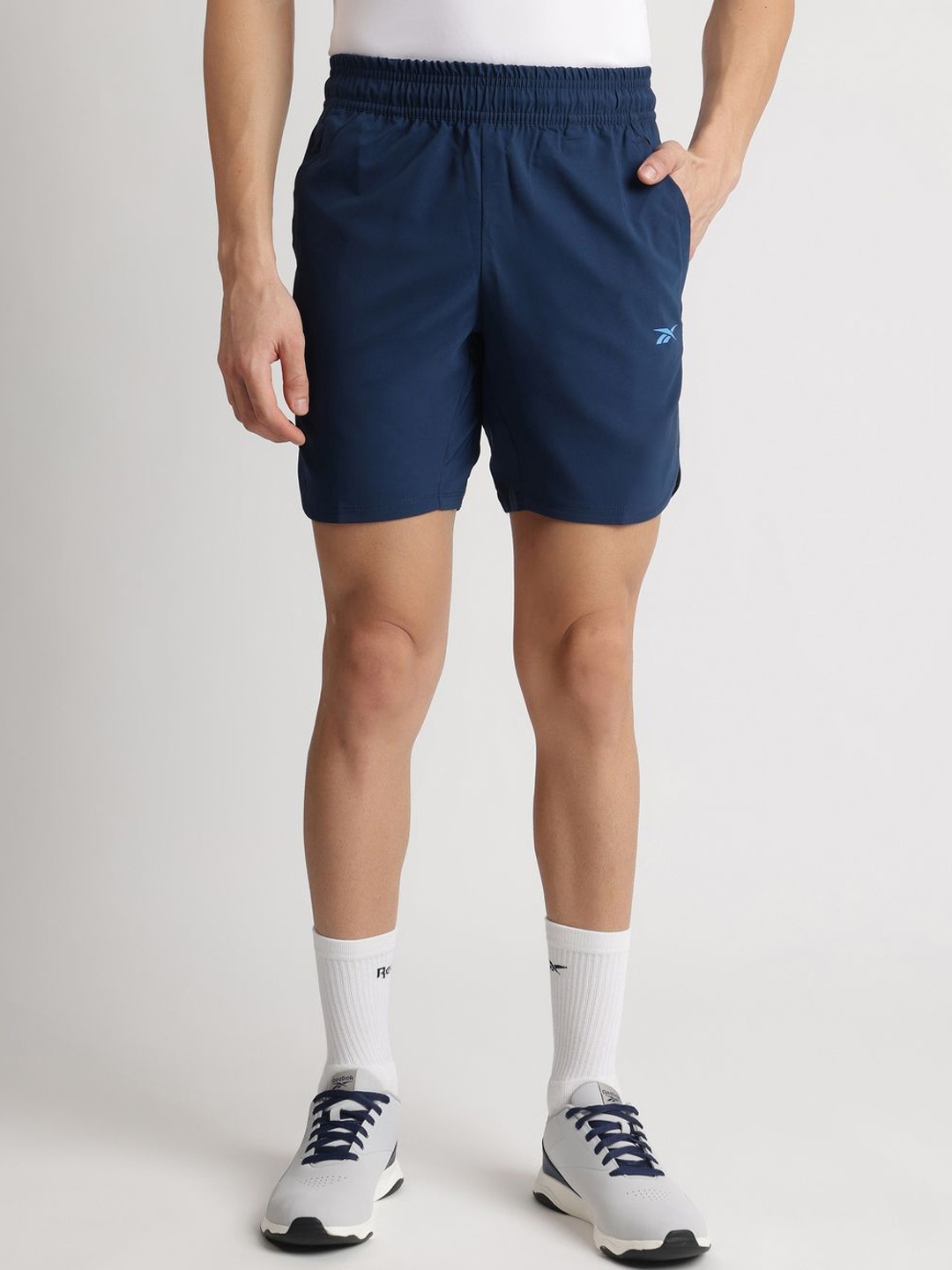 

Reebok Men Mid-Rise Above Knee Shorts, Navy blue