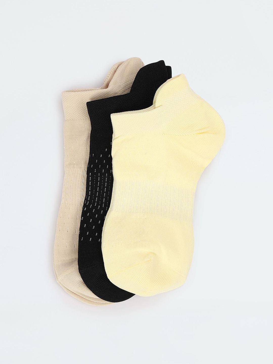 

max Women Pack Of 3 Ankle-Length Socks, Yellow