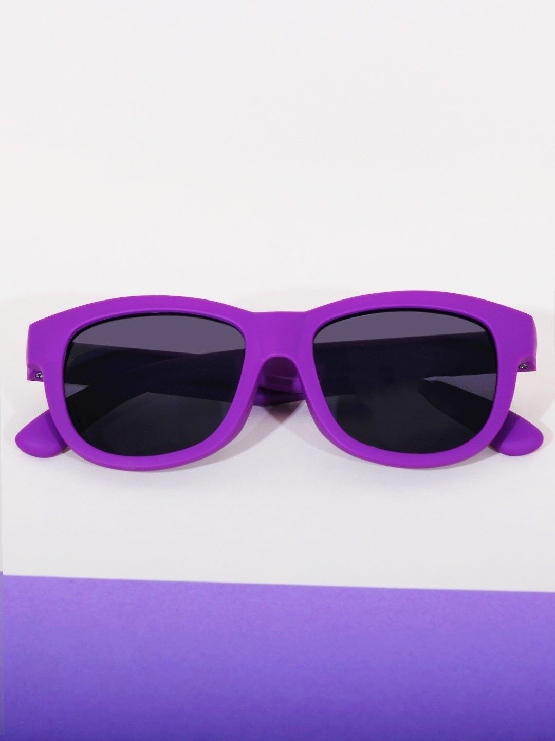 

DukieKooky Kids Wayfarer Sunglasses with Polarised and UV Protected Lens DKSG495C-Purple, Black