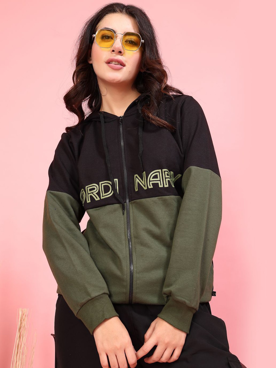 

Rigo Women Cotton Colourblocked Hooded Sweatshirt, Black