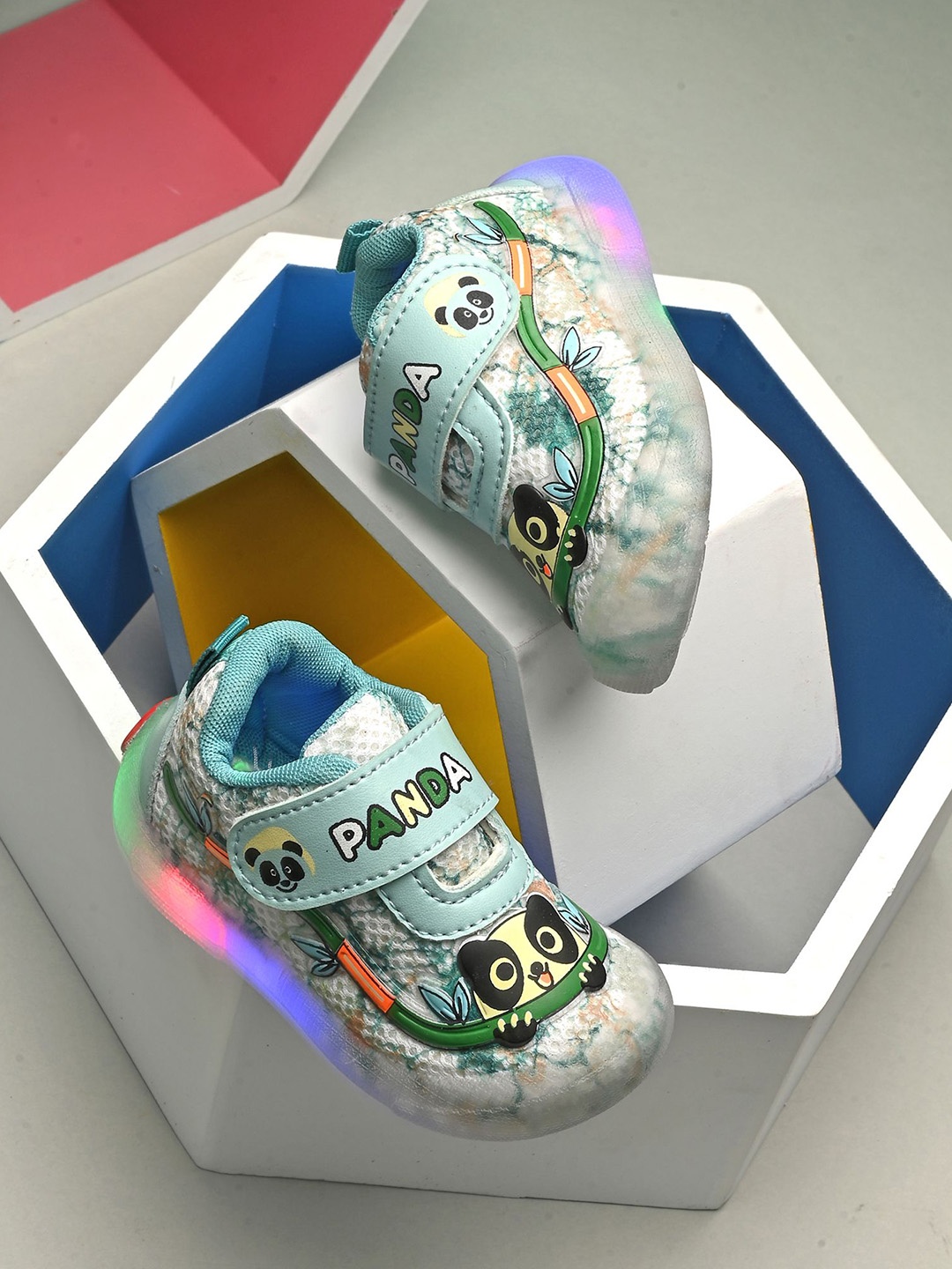 

BIRDE Boys Printed Round Toe Regular Sneakers, Sea green