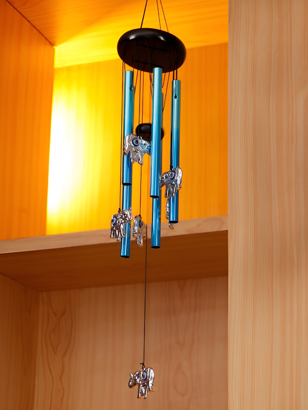 

Archies Silver-Toned & Black Textured Metal Windchimes
