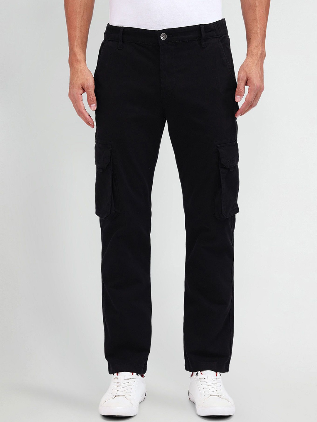 

U.S. Polo Assn. Denim Co. Men Mid-Rise Straight Fit Cargos Trousers, Black