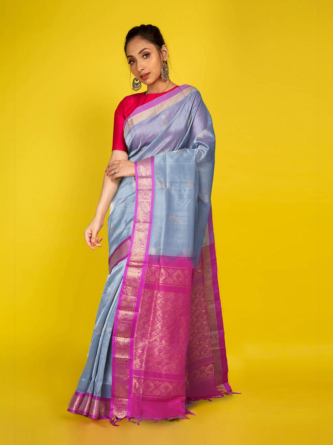 

Unnati Silks Floral Handloom Kanjeevaram Saree, Grey