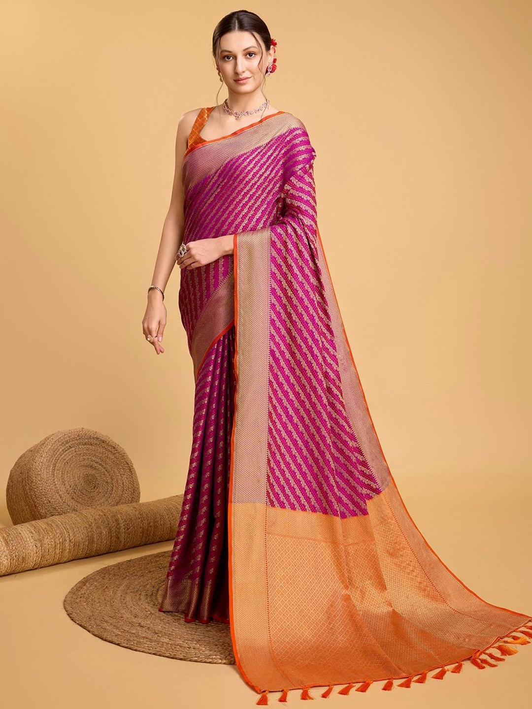 

Suha Striped Zari Pure Silk Leheriya Saree, Pink