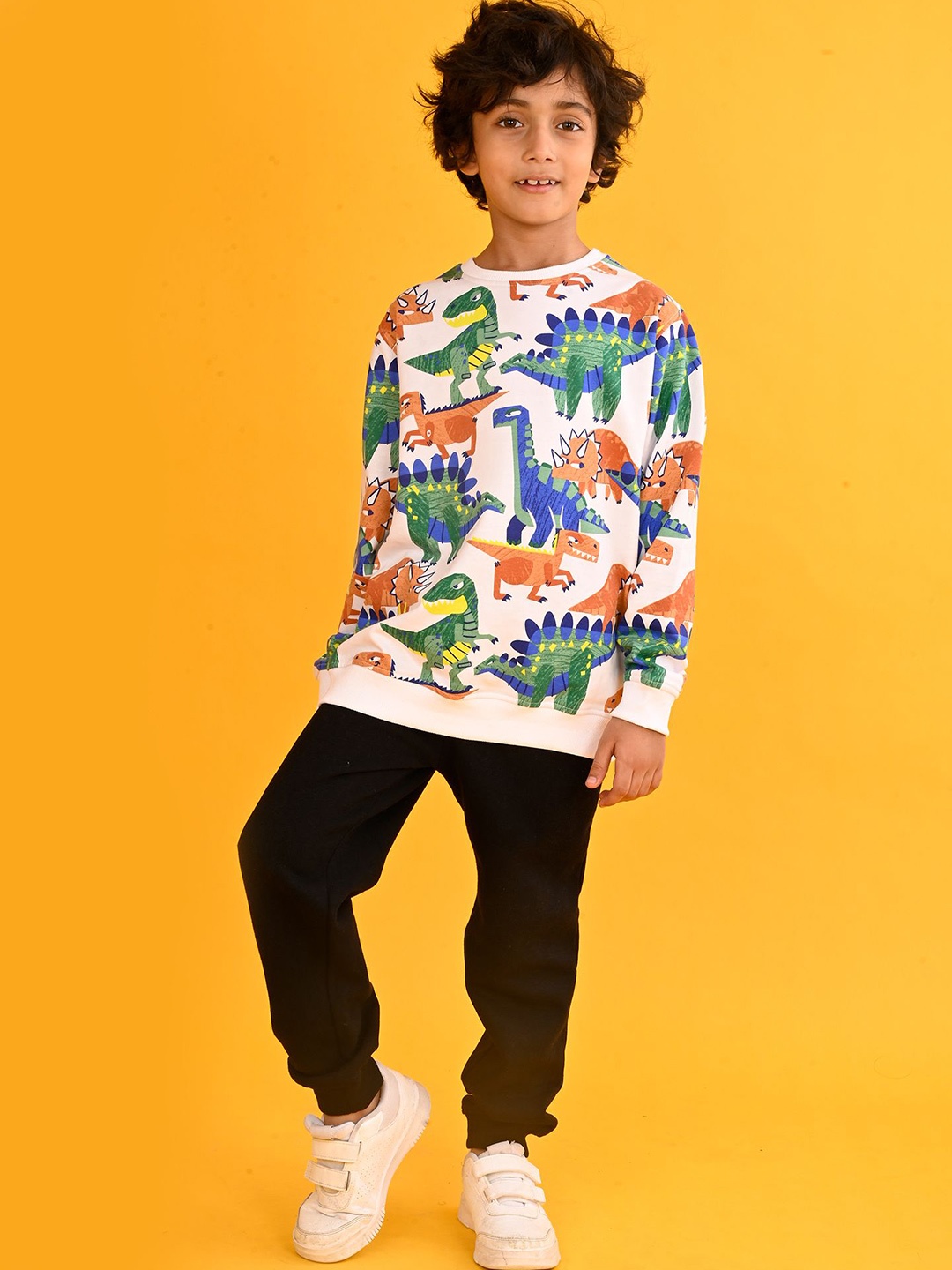 

Anthrilo Boys Printed Fleece Sweatshirt With Jogger, White