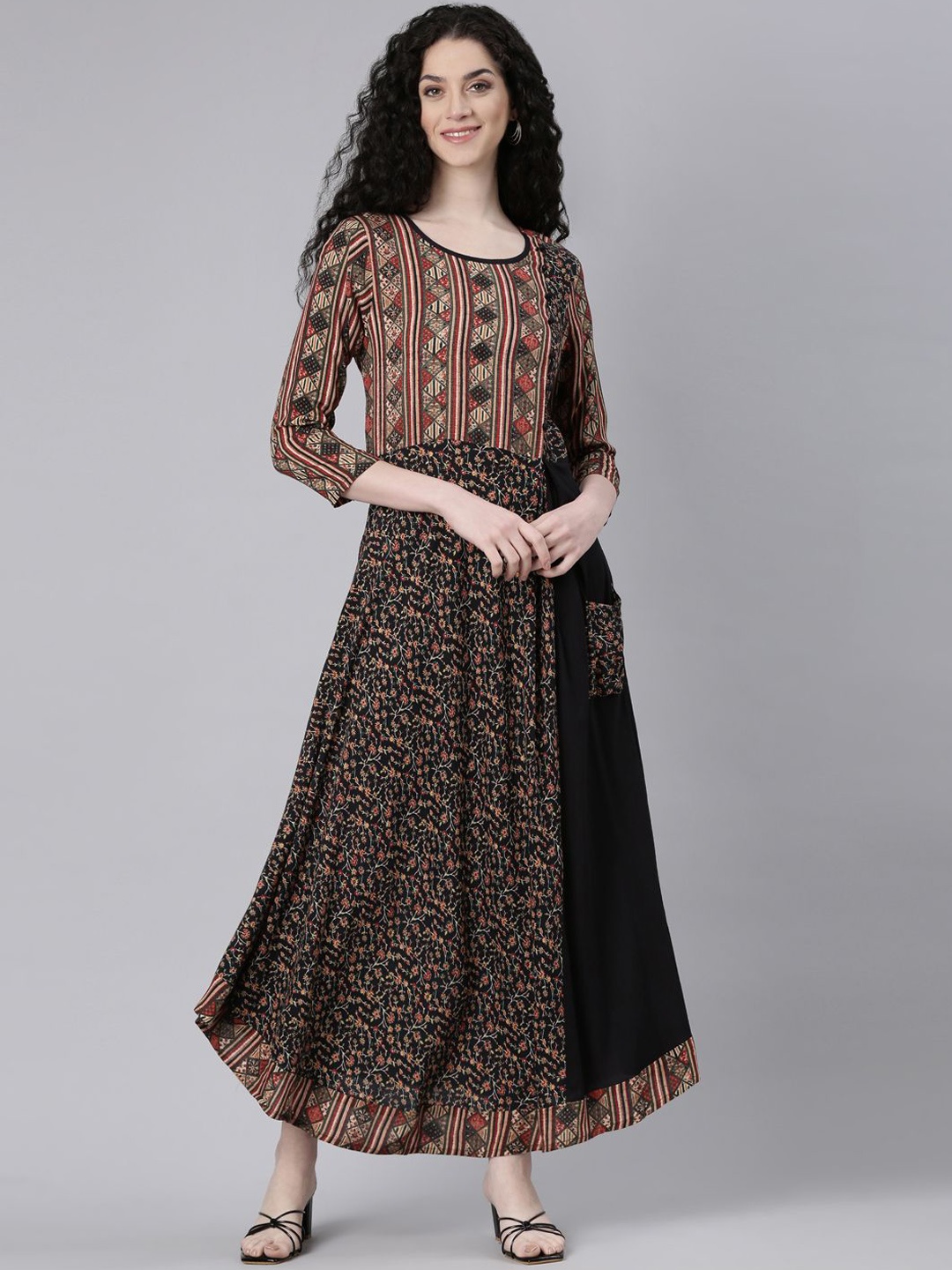 

Souchii Women Ethnic Printed High-Low Ethnic Dresses, Black
